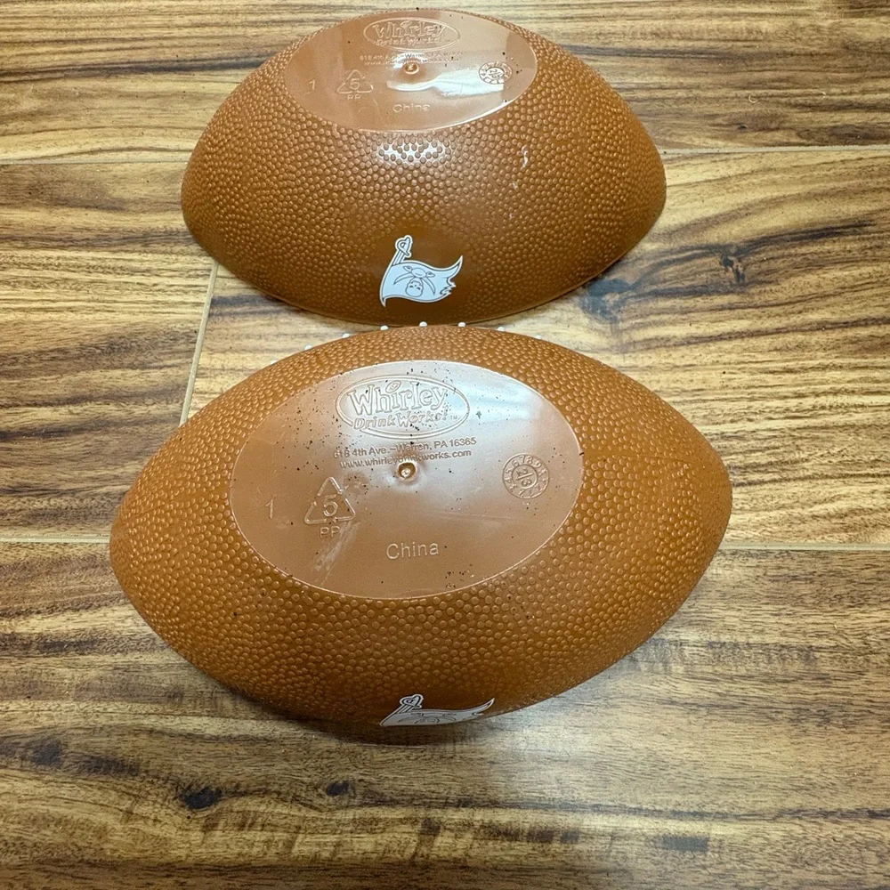 Whirley Drink works! Tampa Bay Buccaneers football shaped plastic bowls lot of 2
